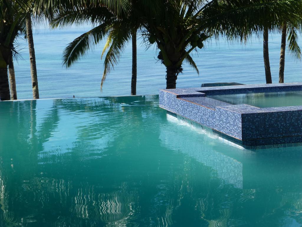 Reddoorz Premium @ Flower Beach Anda อันดา ภายนอก รูปภาพ